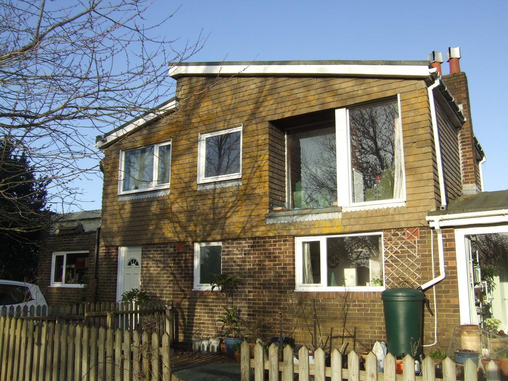 Bank Cottage B&B Newport  Exterior foto