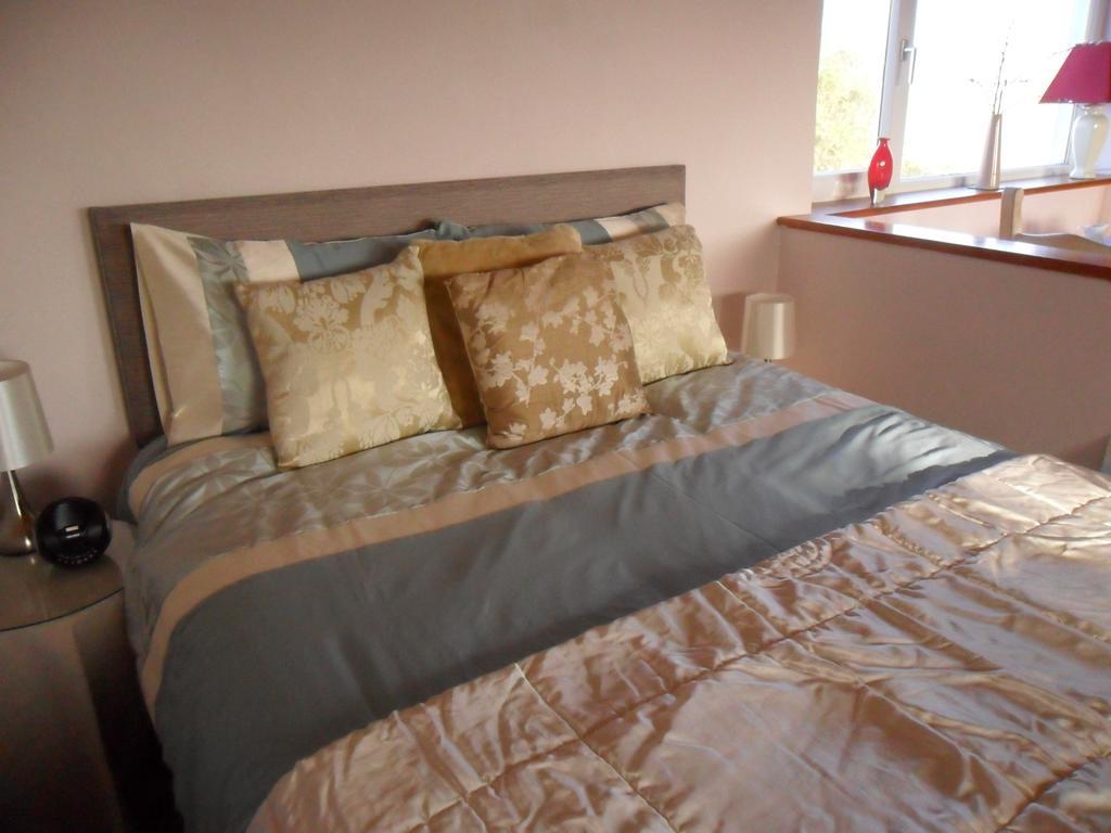 Bank Cottage B&B Newport  Zimmer foto